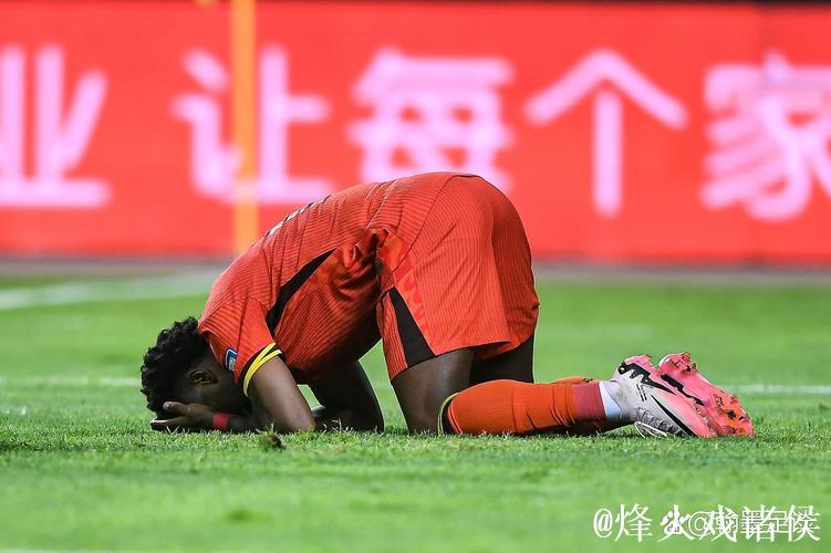 费迪南德：这场比赛太刺激！换作我是防守球员肯定受不了