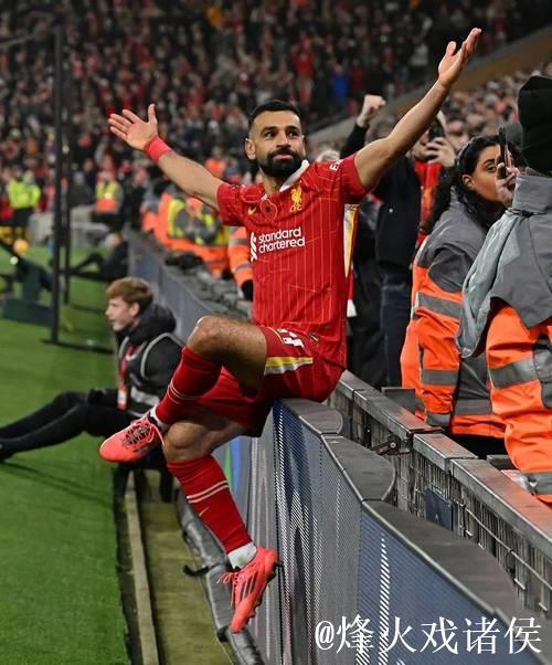 萨拉赫效力佛罗伦萨时的绝妙长途奔袭破门 萨拉赫效力佛罗伦萨时的绝妙长途奔袭破门